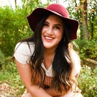 sarah_m sarah_m